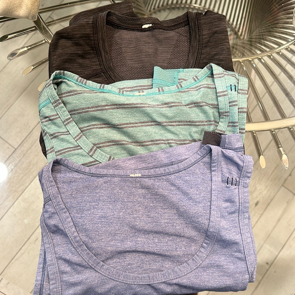 Lululemon tank top (3)